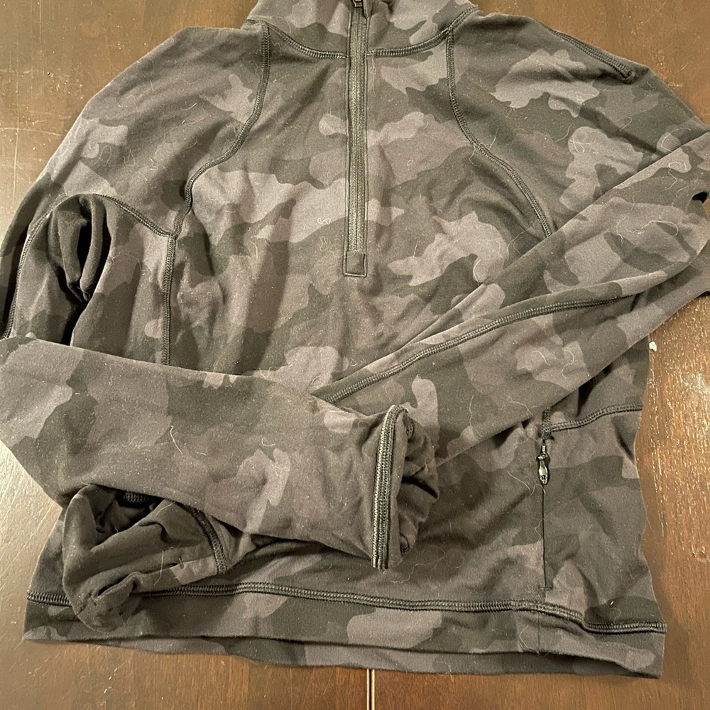 Lululemon ready to rulu cropped quarter zip size 6